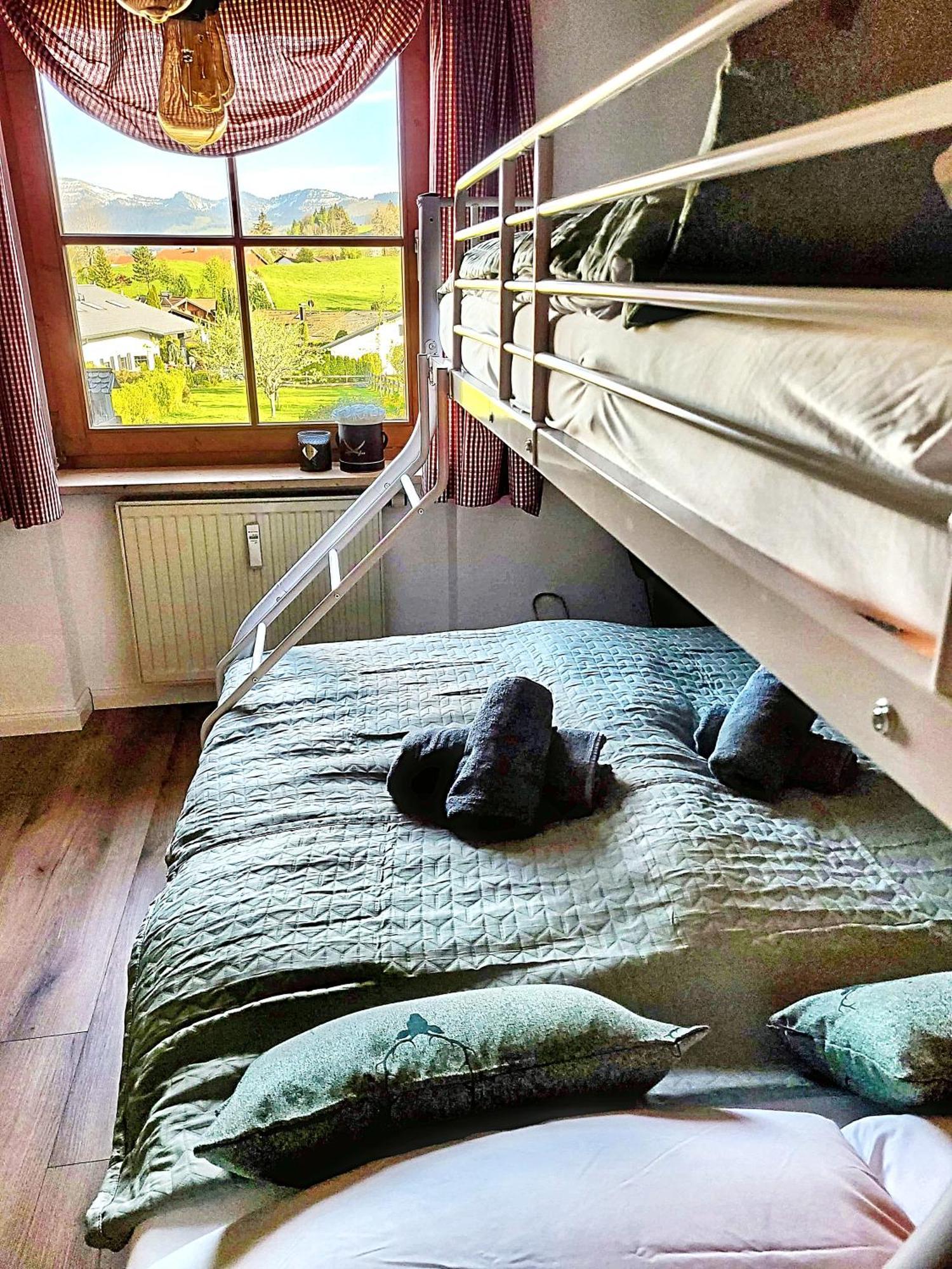 Lindners Hideaways - Bergnest Lodge - Bergblick Fewo 6 Pers Balkon Garten Hund Ski Unterkunft Luftkurort Oberreute Naehe Buchenegger Wasserfaelle Eistobel Bodensee Exteriér fotografie